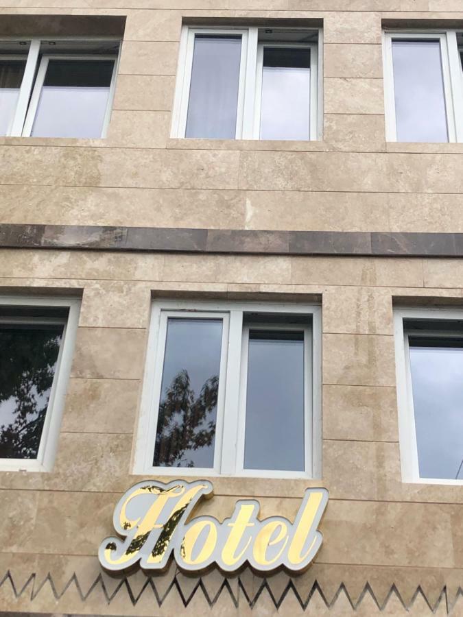 Hotel Moji Koeln Exteriör bild